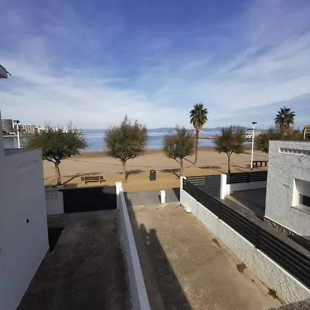 En La Playa. Free Parking. Free Wifi * L' Escala
